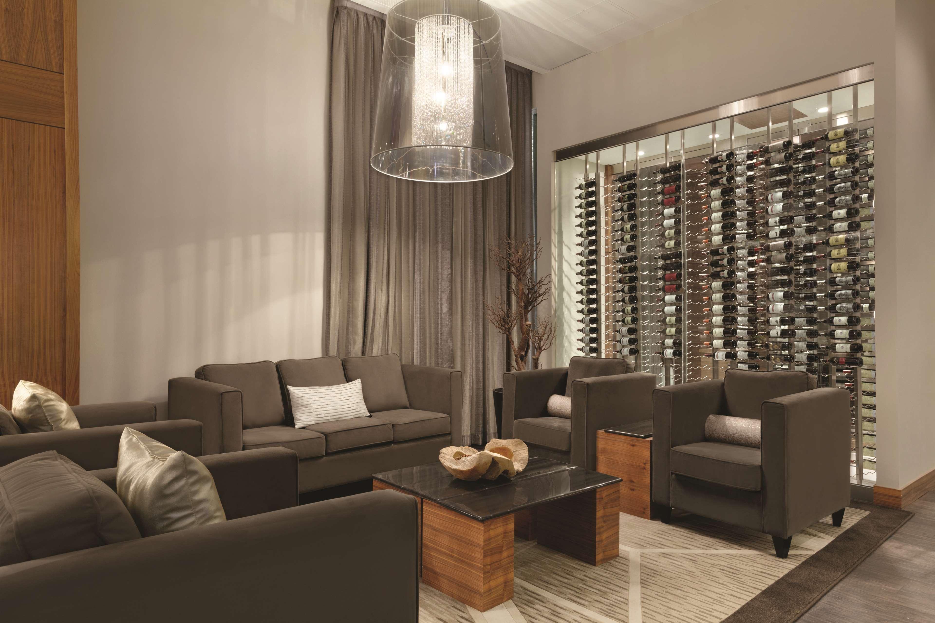 Radisson Hotel & Conference Centre Calgary Airport Ngoại thất bức ảnh